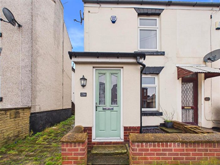 2 Bedroom End Of Terrace House For Sale In Warminster Road, Norton Lees, Sheffield, S8