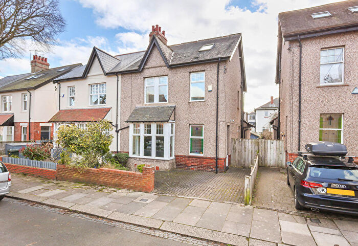 4 Bedroom Semi Detached House For Sale In Elmfield Gardens, Gosforth, Newcastle Upon Tyne, NE3