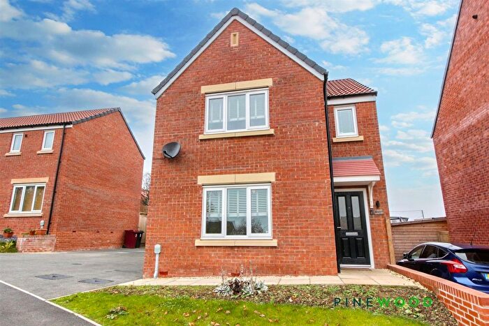 3 Bedroom Detached House For Sale In Moonstone Way, Hasland, S41