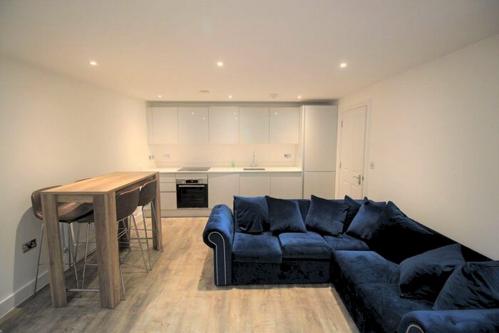 1 Bedroom Flat To Rent In St Johns Hill, Sevenoaks, TN13