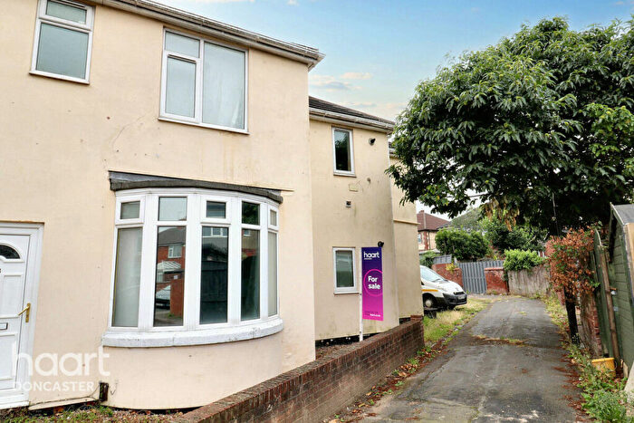 1 Bedroom Flat For Sale In St Helens Road, Belle Vue, Doncaster, DN4