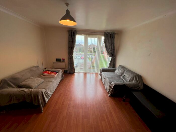 2 Bedroom Flat To Rent In Bravery Court, Banks Road, Garston, Liverpool, L19