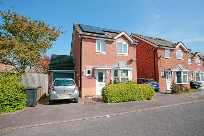 3 Bedroom Detached House To Rent In Plym Drive, Didcot, OX11