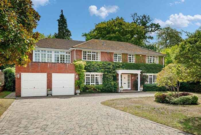 5 Bedroom Detached House For Sale In Fairacres, Cobham, KT11