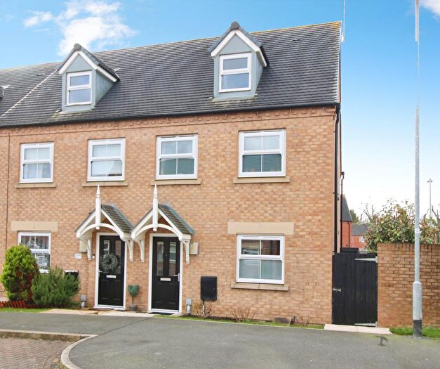 3 Bedroom Terraced House For Sale In Lavender Way, Newark, NG24