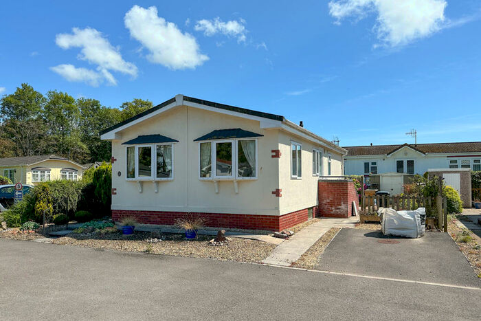 2 Bedroom Retirement Property For Sale In Elm Tree Park, Portbury, BS20