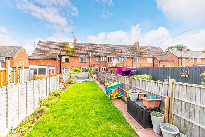 2 Bedroom Flat For Sale In Somerford Road, Christchurch, BH23