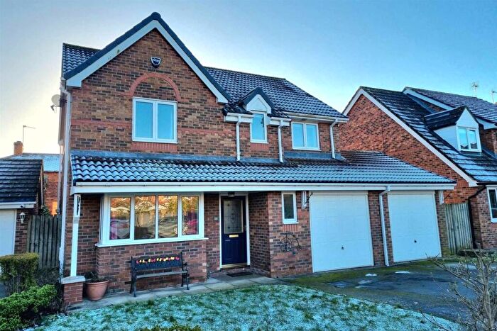 4 Bedroom Detached House For Sale In Hall Gardens, Rawcliffe, Goole, DN14