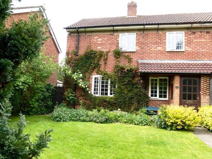 3 Bedroom Country House For Sale In Crow Lane, Husborne Crawley, Central Bedfordshire, MK43