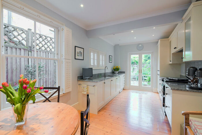 3 Bedroom Terraced House To Rent In Grove Road, Barnes, SW13