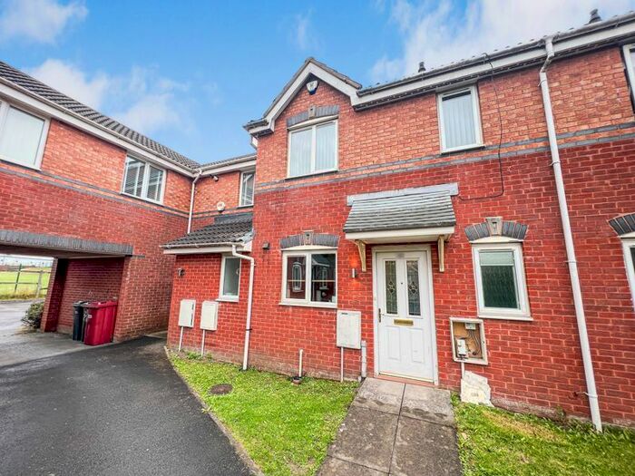 3 Bedroom Mews To Rent In Pear Tree Drive, Farnworth, Bolton, BL4