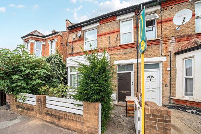4 Bedroom Terraced House To Rent In Bickersteth Road, Tooting Broadway, SW17
