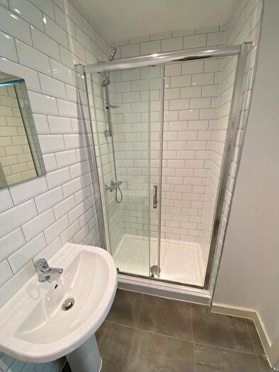 1 Bedroom Flat To Rent In Talbot Road, Stretford, M16