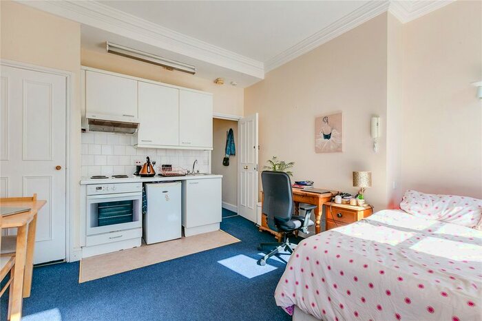 Studio To Rent In Trebovir Road, Earls Court, SW5