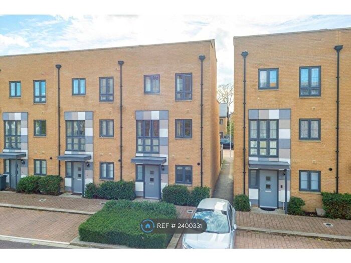 3 Bedroom Terraced House To Rent In Samuel Peto Way, Ashford, TN24