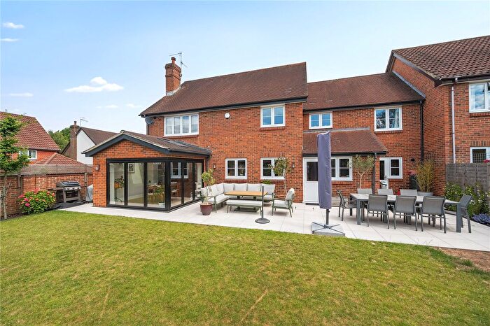 5 Bedroom Link Detached House To Rent In Harescroft, Tunbridge Wells, Kent, TN2