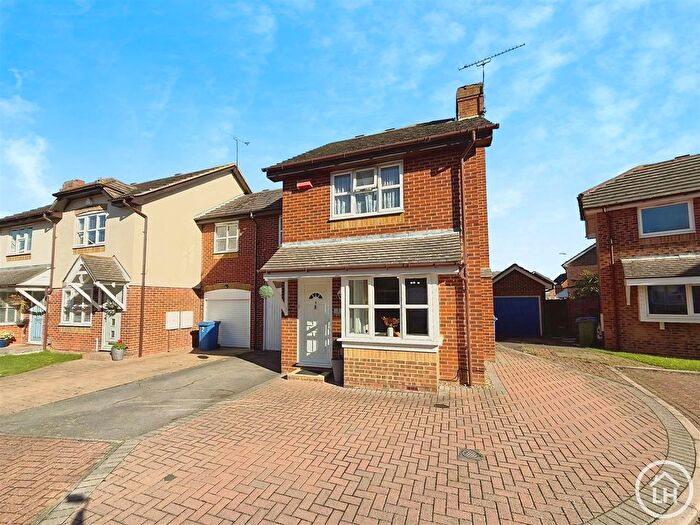 3 Bedroom End Terrace House For Sale In Turner Close, Kemsley, ME10