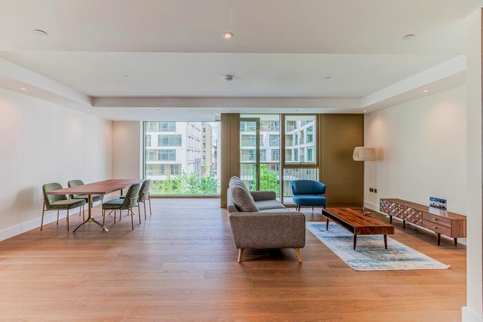 2 Bedroom Flat To Rent In Sherrin House, Royal Warwick Square, Warwick Lane, Kensington, W14