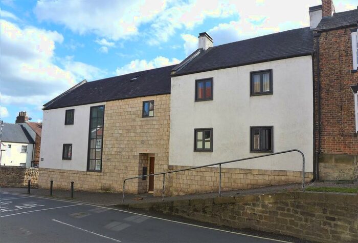 3 Bedroom Apartment To Rent In Allhallowgate, Ripon, HG4
