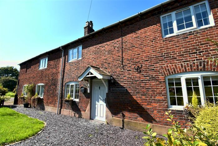 2 Bedroom Property To Rent In Holehouse Lane, Scholar Green, Stoke-On-Trent, ST7