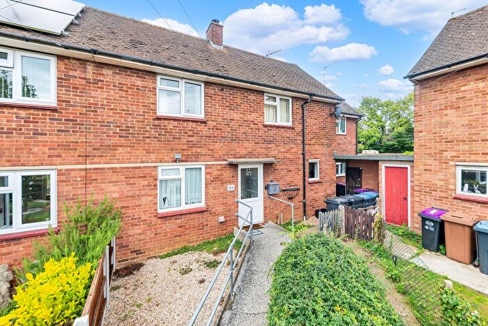 3 Bedroom Semi-Detached House For Sale In Poplar Close, High Cross, SG11