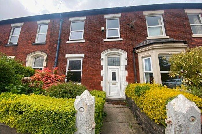 3 Bedroom Property To Rent In Station Road, Preston, PR5