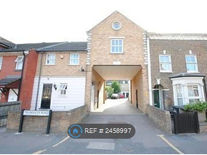 4 Bedroom Terraced House To Rent In Heritage Court, London, SE8