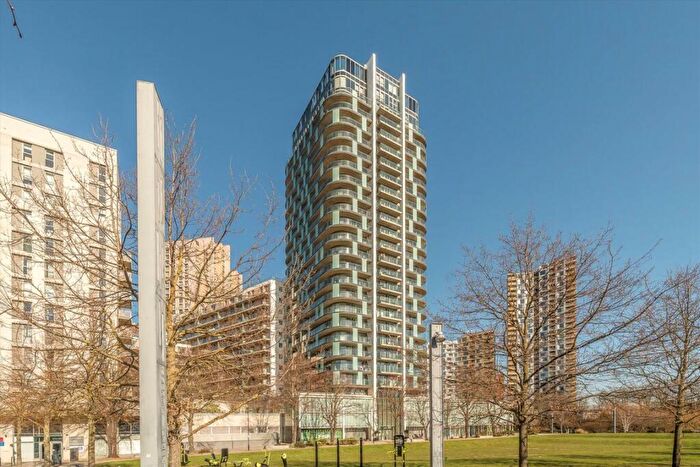 2 Bedroom Flat To Rent In Cornmill Lane, Lewisham, SE13
