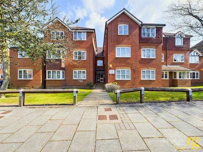 1 Bedroom Flat To Rent In Northwick Park Road, Harrow-On-The-Hill, Harrow, HA1