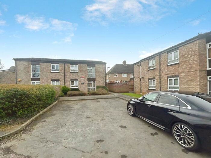 1 Bedroom Flat For Sale In Beaumont Gardens, Kempston, MK42