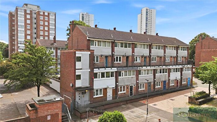 2 Bedroom Apartment To Rent In Ann Street, London, SE18
