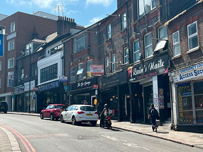 Studio To Rent In Flat, Gordon Street, Luton, LU1