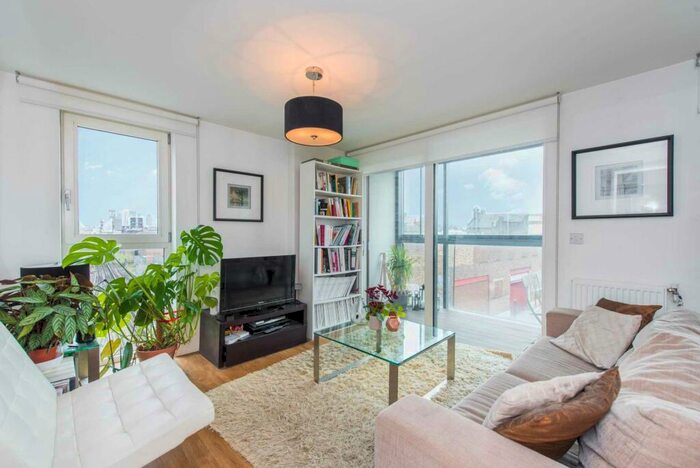 2 Bedroom Flat To Rent In Roseberry Place, Hackney, E8