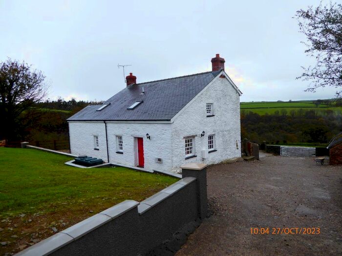 2 Bedroom Detached House To Rent In Gellywen, Carmarthen, SA33