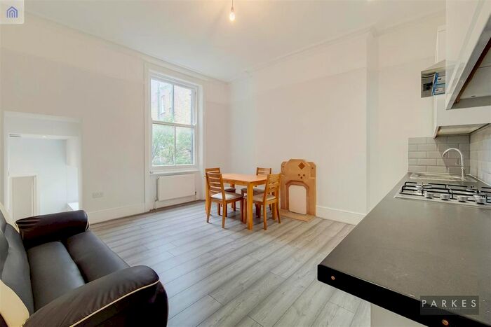 1 Bedroom Flat To Rent In Earls Court Road, London, SW5