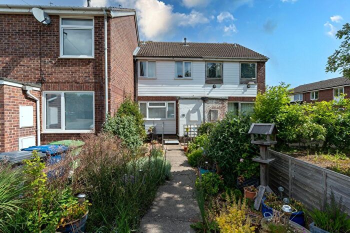 3 Bedroom Property For Sale In Websters Way, Over, CB24