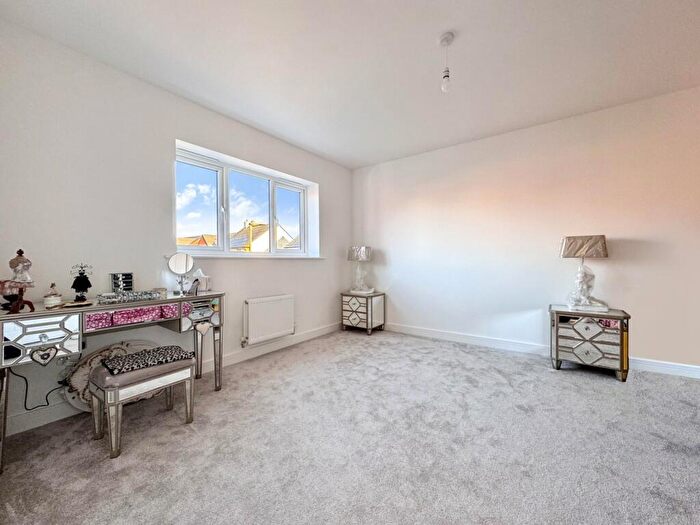 5 Bedroom Detached House For Sale In King Street, Faringdon, SN7