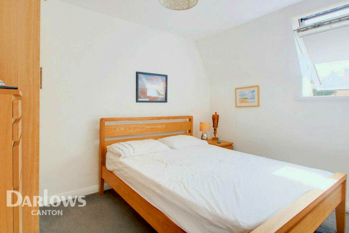2 Bedroom Block Of Apartments For Sale In Harlech House, Cardiff, CF15