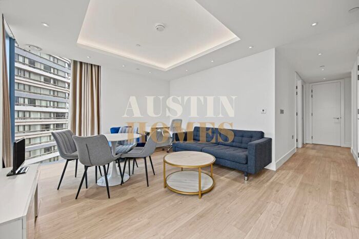 2 Bedroom Flat For Sale In Bollinder Place, Carrara Tower, EC1V
