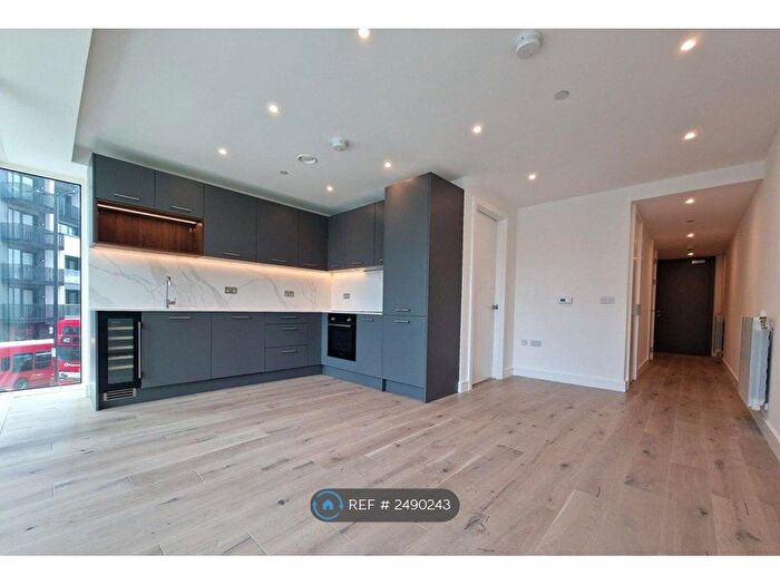 1 Bedroom Flat To Rent In Royal Arsenal Riverside, London, SE18