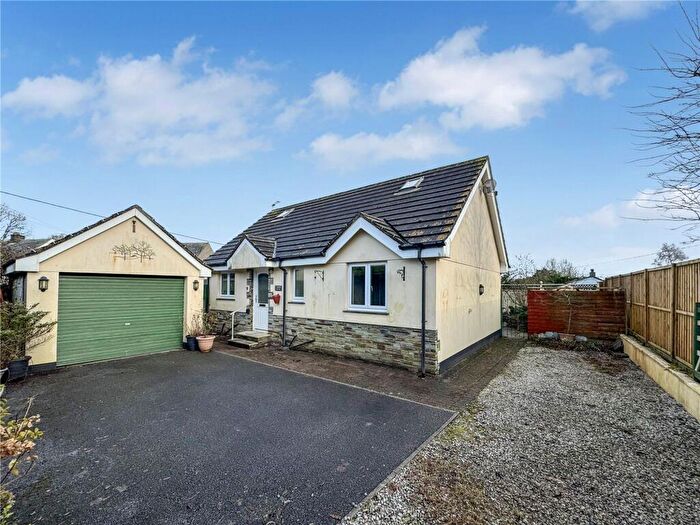 3 Bedroom Detached Bungalow For Sale In Fore Street, Lifton, PL16