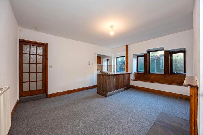 1 Bedroom Terraced House For Sale In Newchurch Road, Bacup, OL13