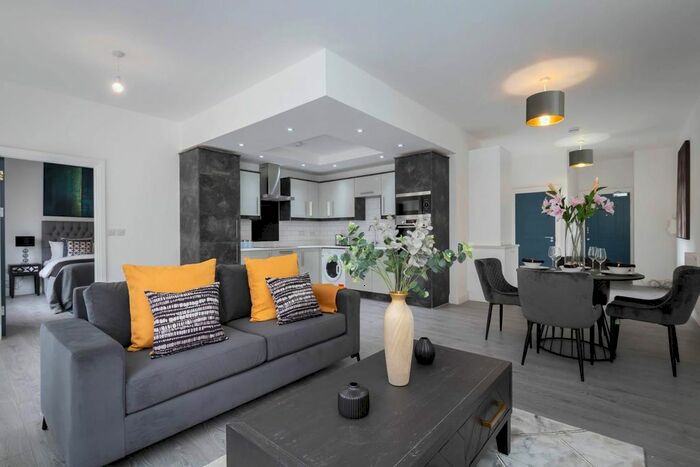 1 Bedroom Flat To Rent In Bank Corner, Great Hampton Street, B18