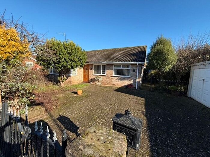 4 Bedroom Detached Bungalow For Sale In Harvey Close, Bourne, PE10