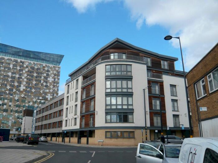 2 Bedroom Apartment To Rent In Upper Marshall Street, Birmingham, B1