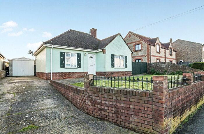 2 Bedroom Detached Bungalow For Sale In East Street, Selsey, PO20
