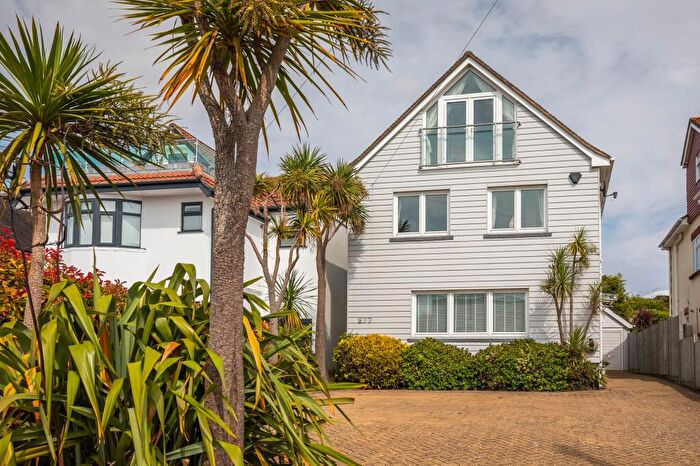 4 Bedroom Detached House To Rent In Sandbanks Road, Poole, BH14