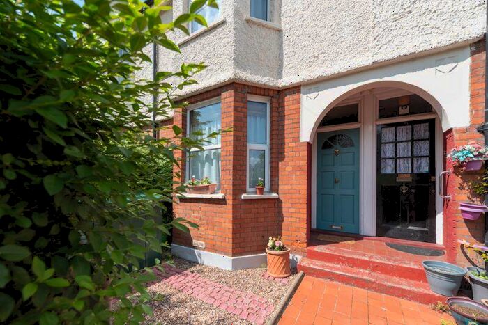 3 Bedroom Terraced House To Rent In Waltheof Avenue, London, N17