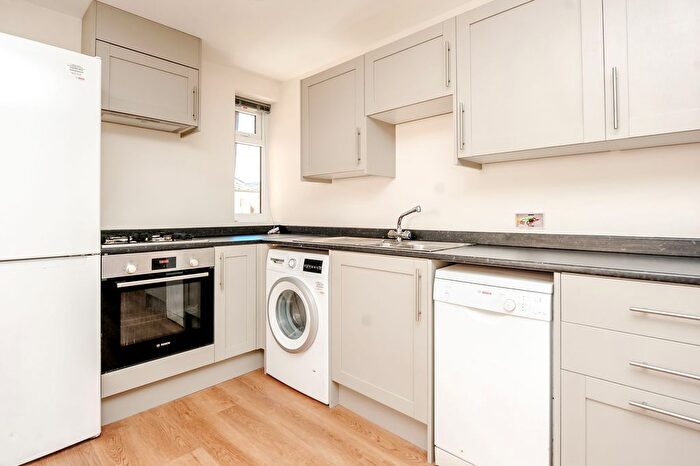 2 Bedroom Flat To Rent In Station Approach, South Ruislip, HA4