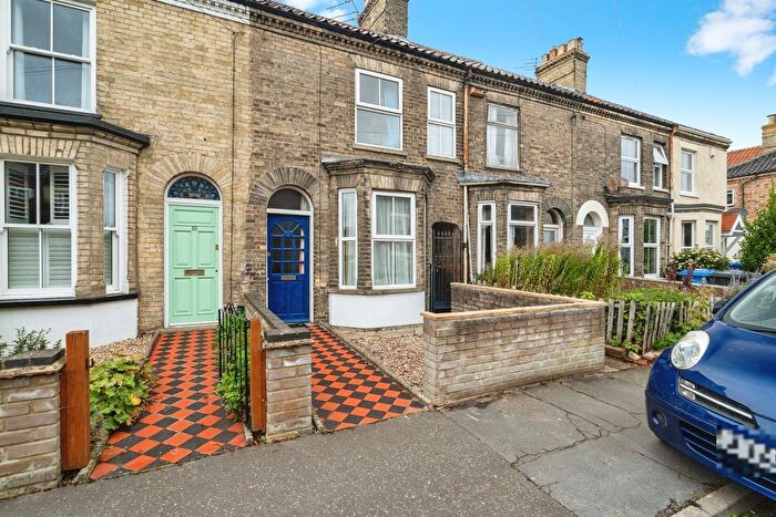 2 Bedroom Terraced House For Sale In Swansea Road, Norwich, NR2